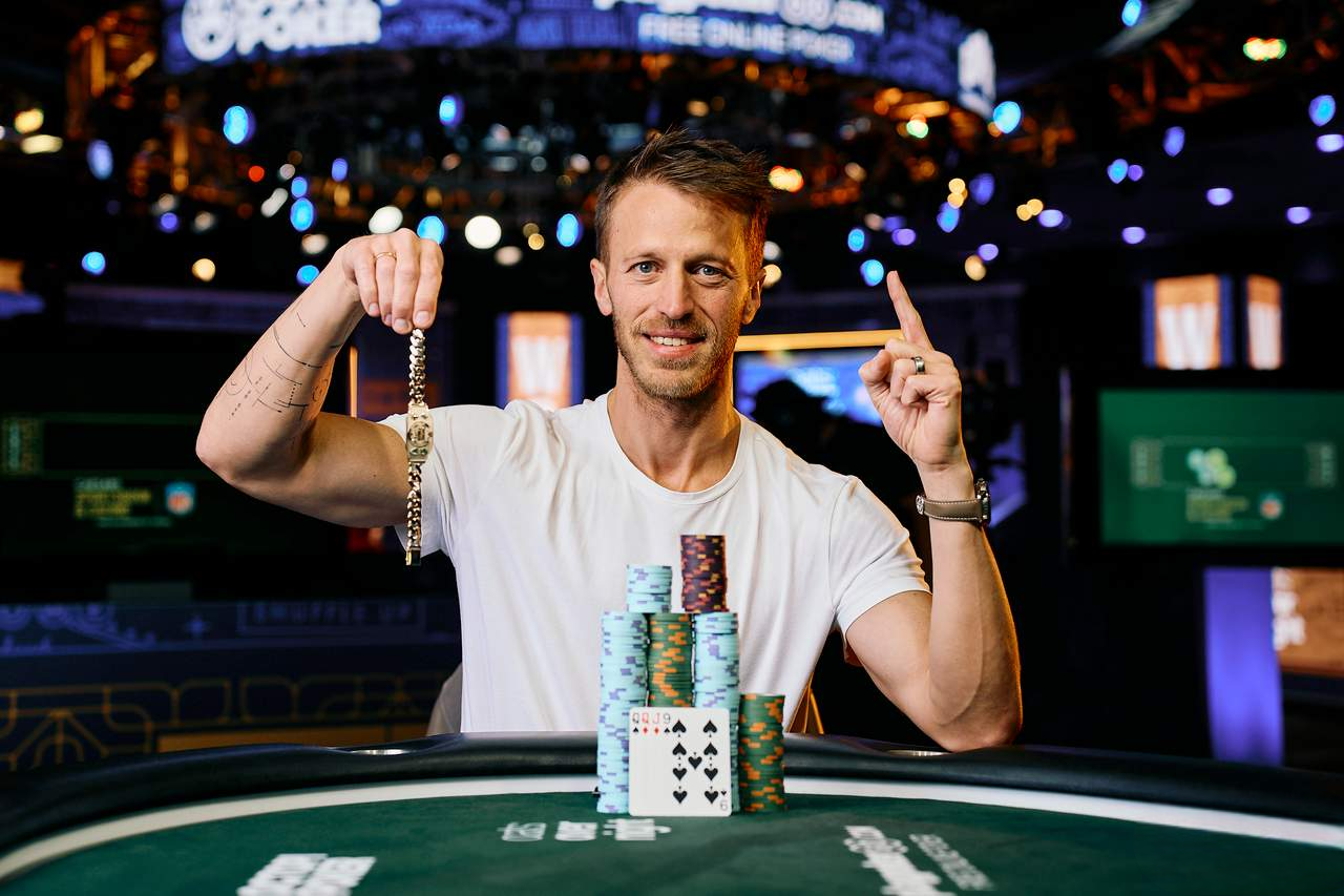 Philip Sternheimer Wins First WSOP Bracelet in $10K PLO Hi-Lo Championship