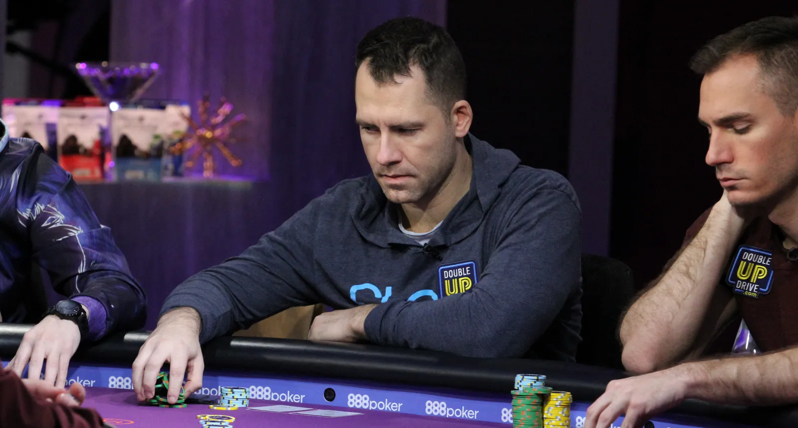 Dan ‘Jungleman’ Cates Suffers Setback in Boxing Debut Against Ryan Noel